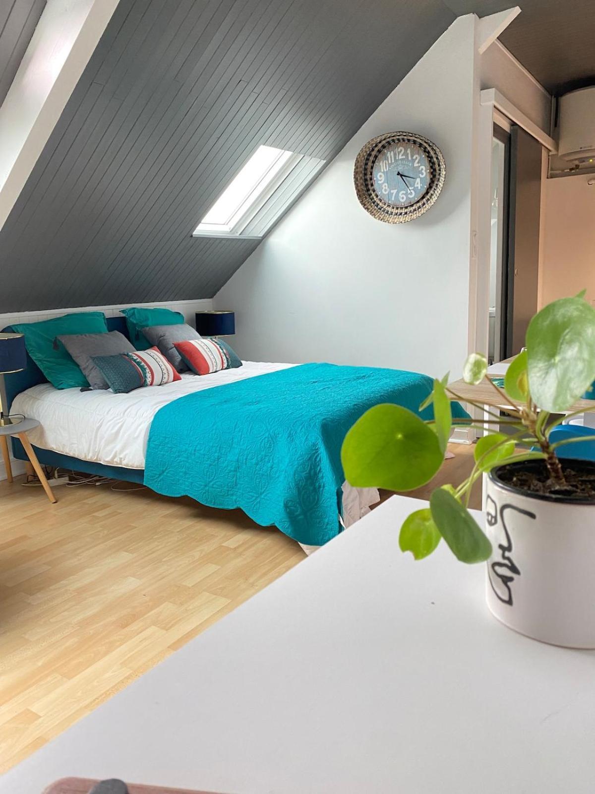 Agreable Cocon Sous Les Toits - Parking - Wifi Apartment Pleneuf-Val-Andre Ngoại thất bức ảnh